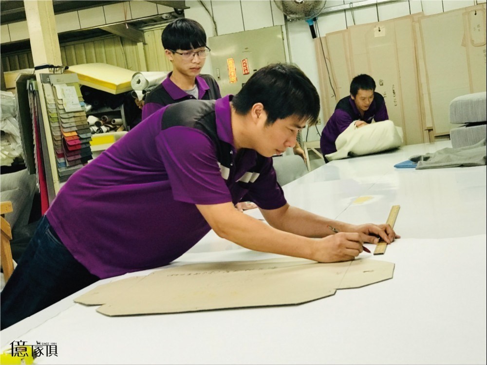 億家具批發倉庫-商品一覽-關於億家具